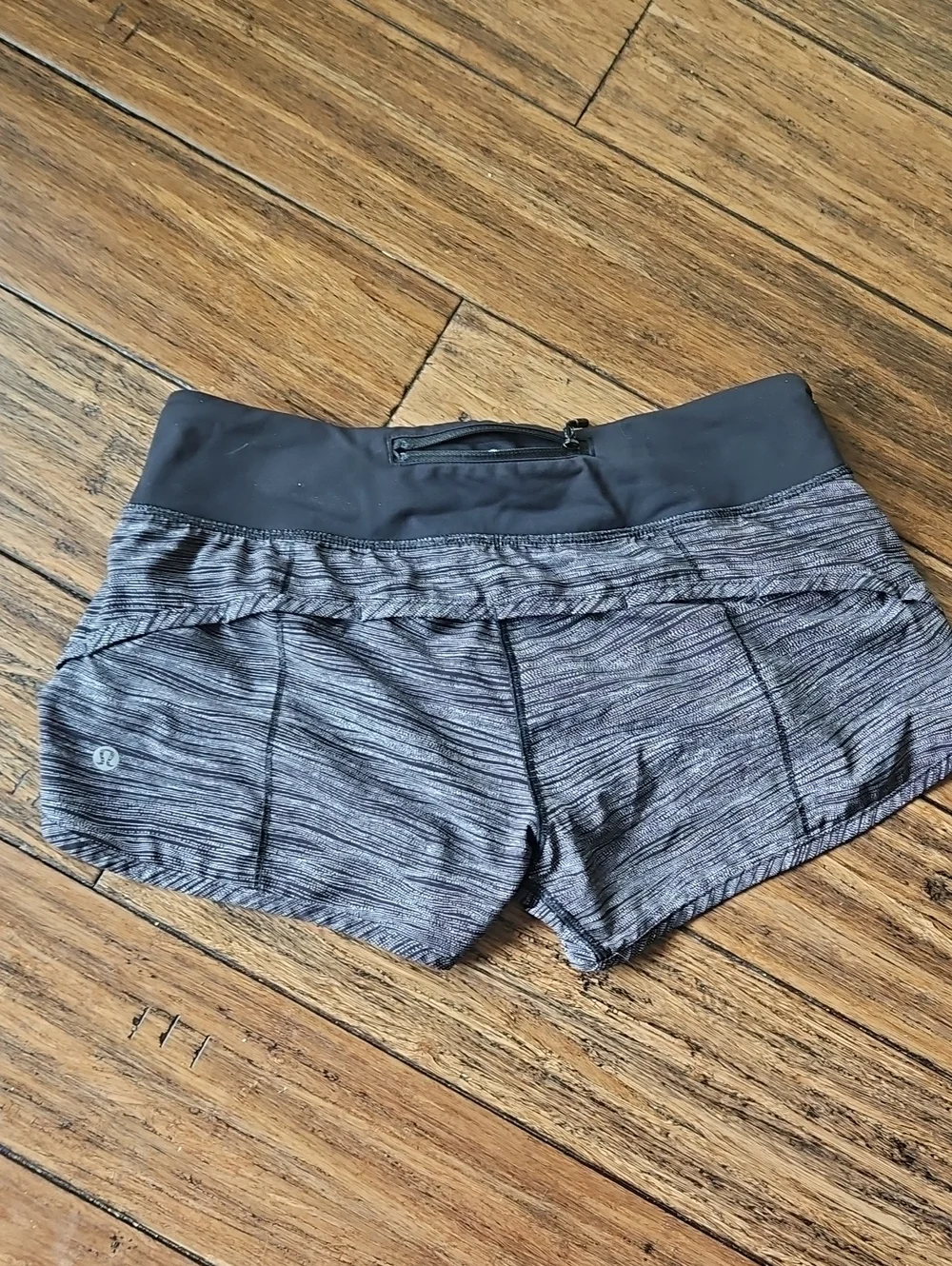 Lululemon Gray Active Running Shorts Size 6
